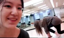 爆料郑燕姿的女生抖音视频,揭秘女神日常幕后