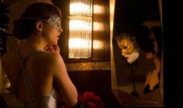 五十度灰3在线观看,禁忌之恋再掀高潮，在线观看，激情四溢！