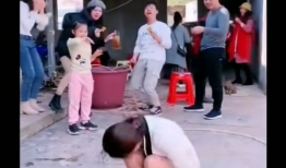 爆料搞笑茶商视频,笑料百出！搞笑茶商视频揭秘茶叶界的欢乐日常