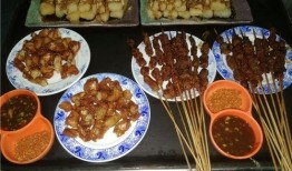 云南网红吃小瓜,解锁夏日新食趣